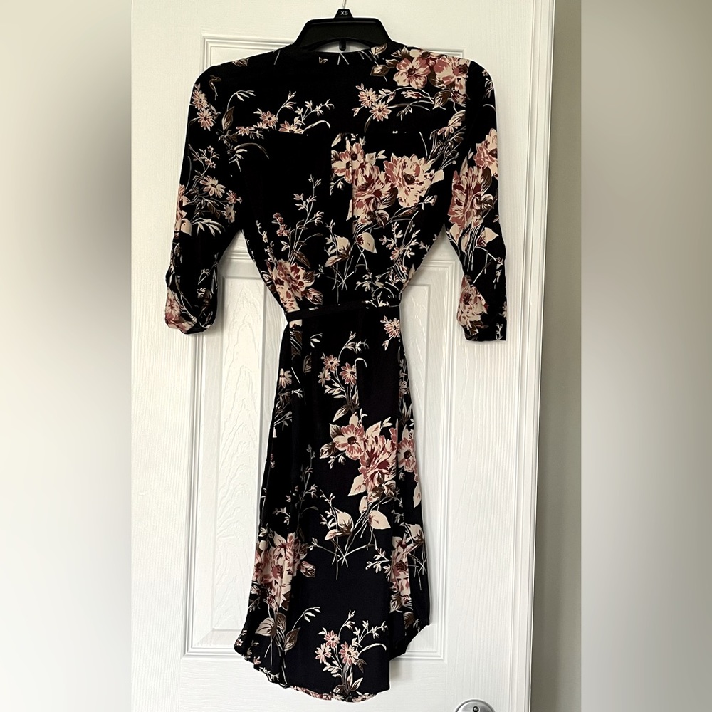 EUC floral button up shirt dress